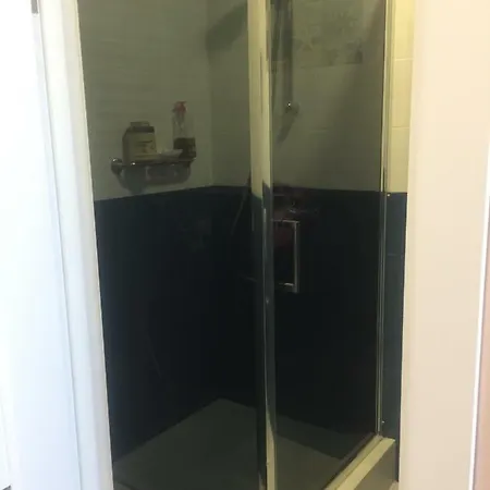32 Zhemchuzhina Apartment *