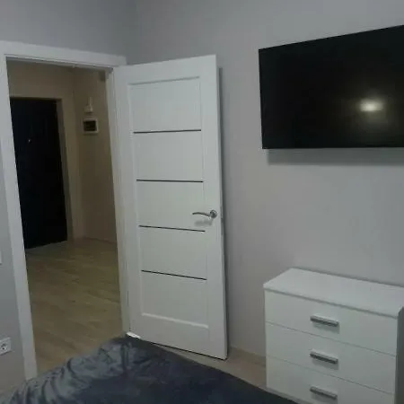 Apartment 32 Zhemchuzhina