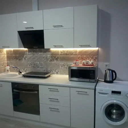 Apartment 32 Zhemchuzhina